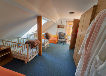 Oblastní charita Červený Kostelec ubytovala maminky z Ukrajiny